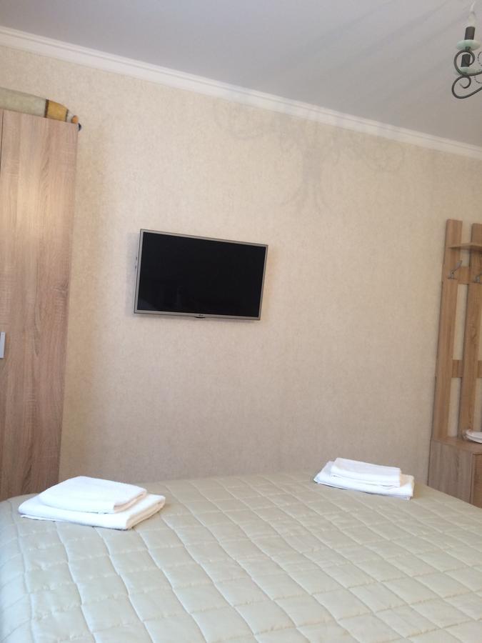 Guest House Гости ピツンダ エクステリア 写真