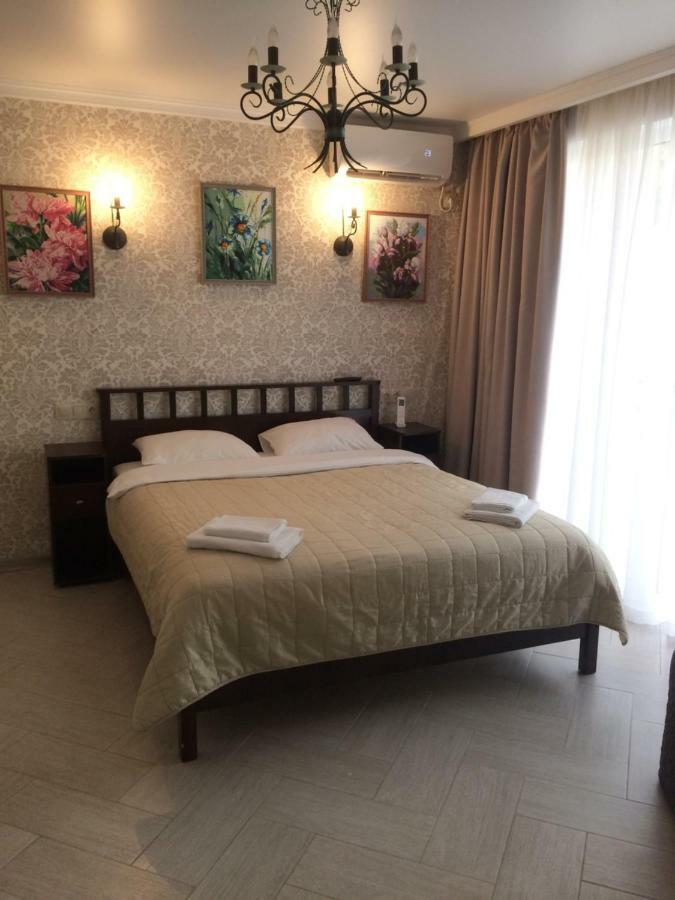 Guest House Гости ピツンダ エクステリア 写真